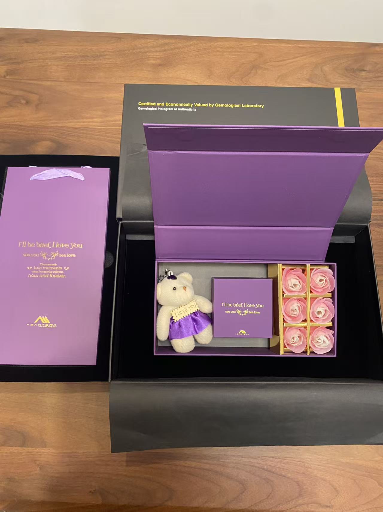 Rigid paper box packaging sample