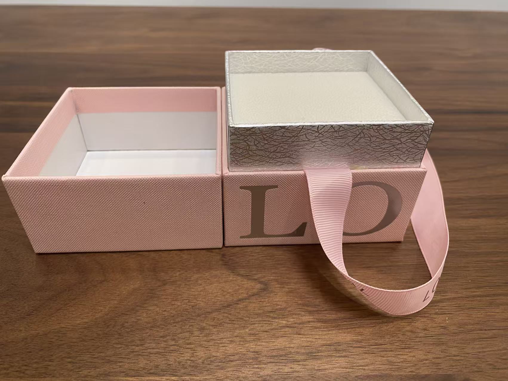 Printed carton 08