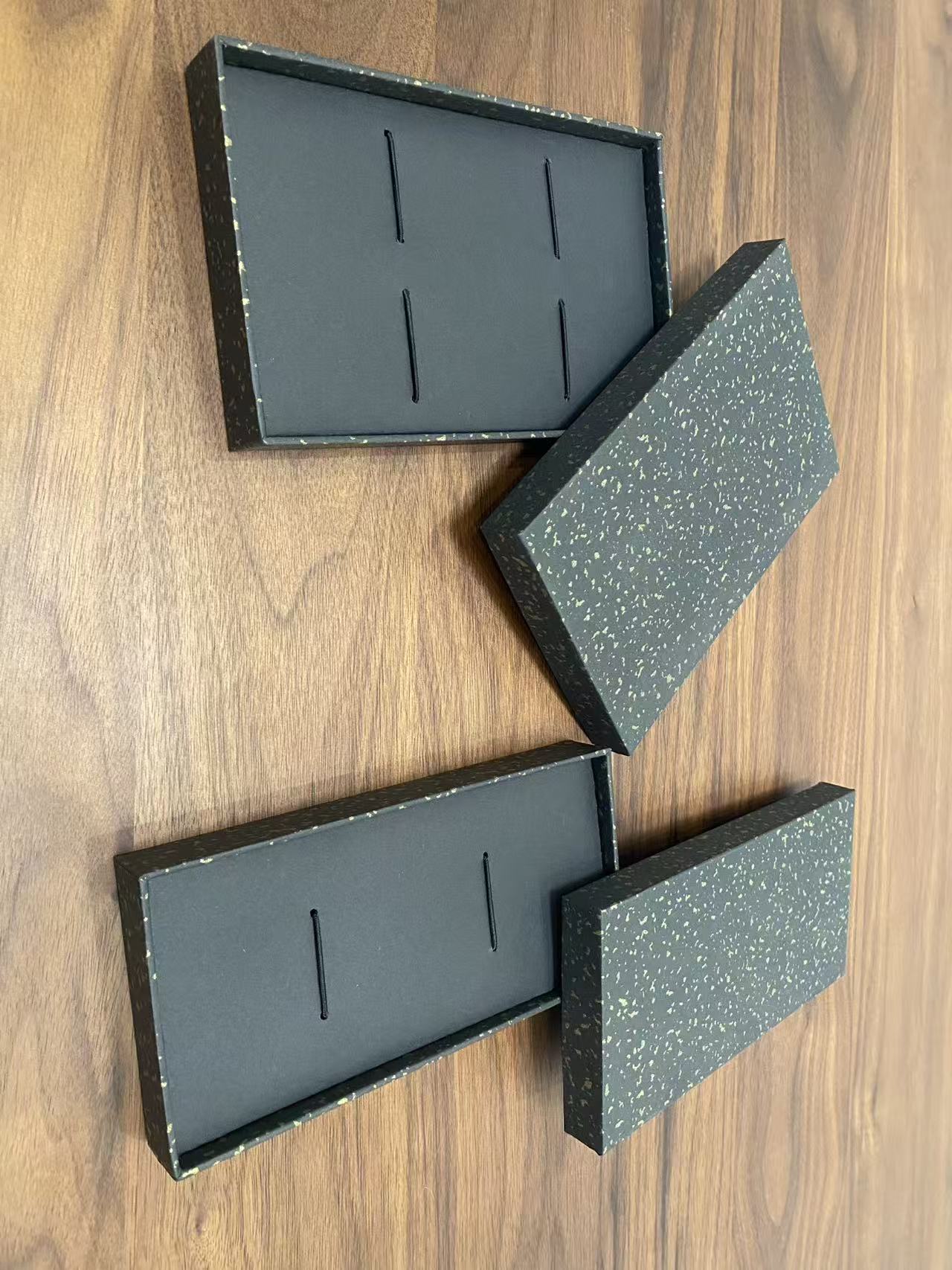 Corrugated shipper 22